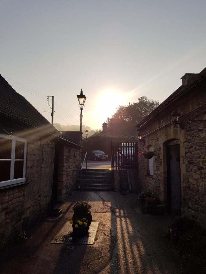 The Dog Inn Old Sodbury Extérieur photo